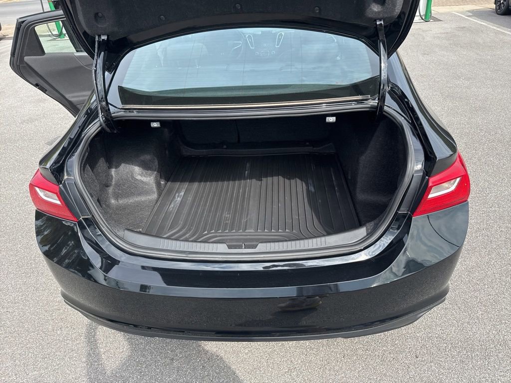 2022 Chevrolet Malibu LS photo 15