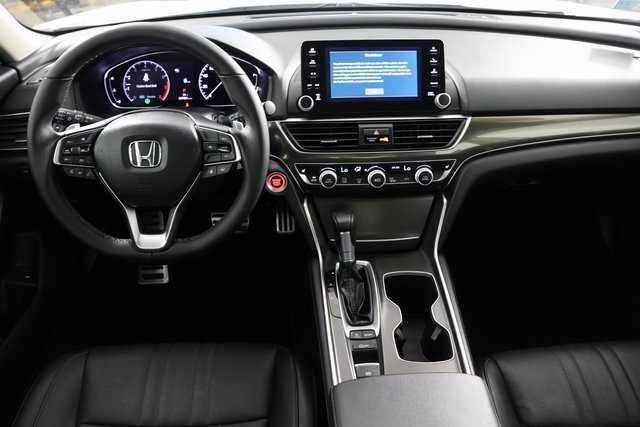 Used 2022 Honda Accord Sport SE with VIN 1HGCV1F43NA095848 for sale in Northfield, Minnesota
