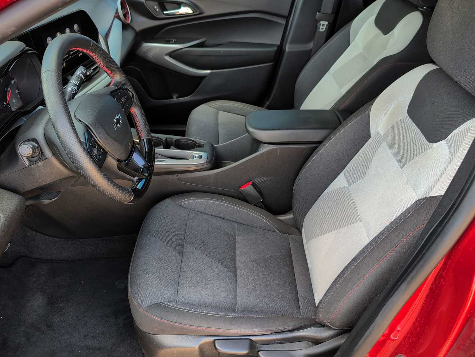 2024 Chevrolet Trax photo 18