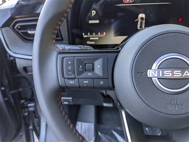 2026 Nissan Kicks SR photo 20