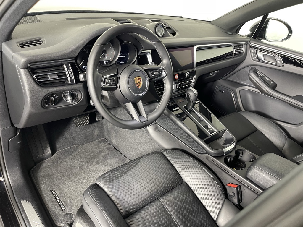 2022 Porsche Macan S photo 4