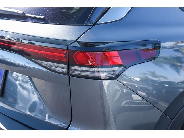 2025 Volkswagen Tiguan S photo 3