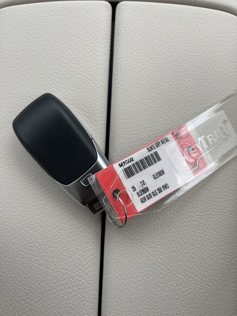 2025 Mercedes Benz GLE 350 4MATIC photo 25