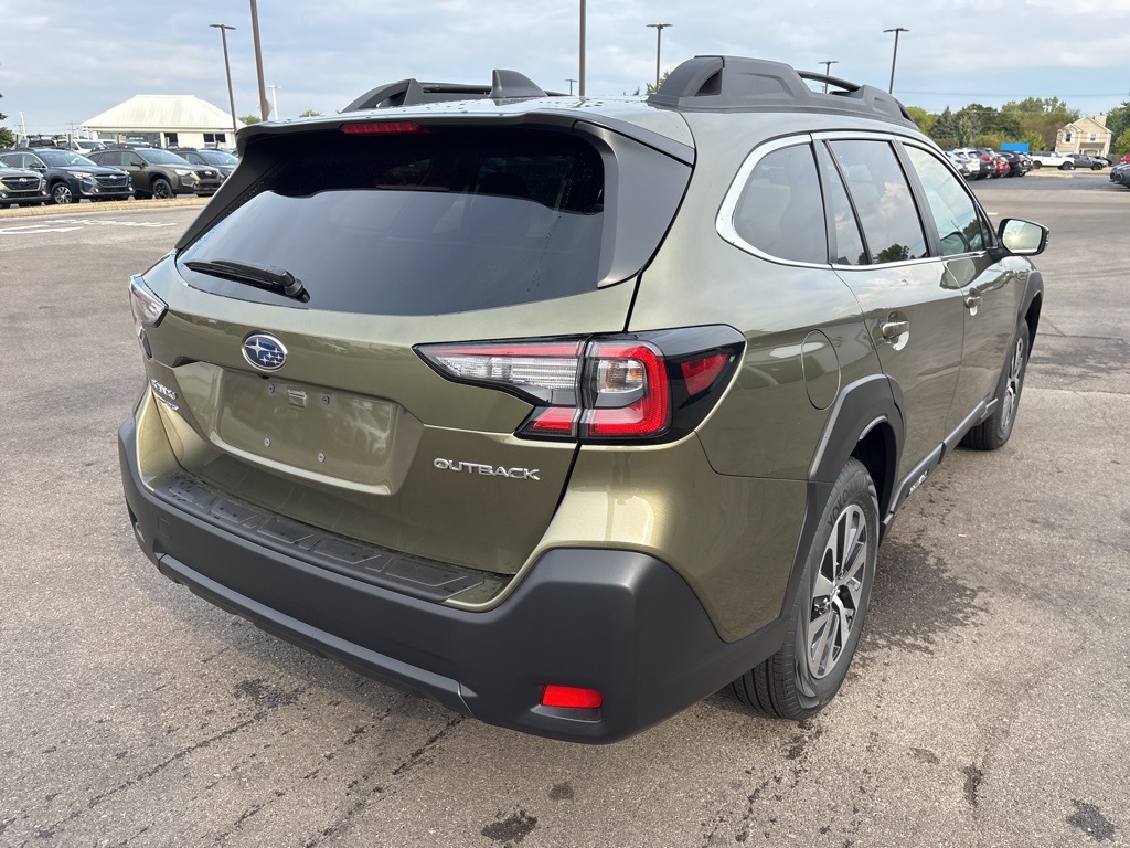 2025 Subaru Outback Premium photo 3