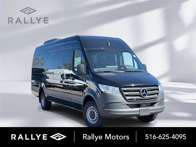 2026 Mercedes-Benz Sprinter Cargo Van Base's photo