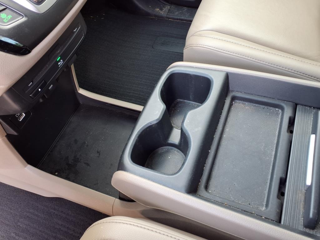 2021 Honda Odyssey Touring photo 15