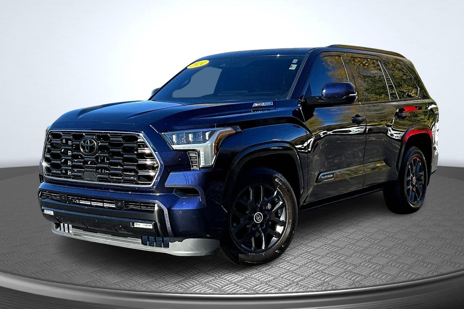 2024 Toyota Sequoia Platinum's photo