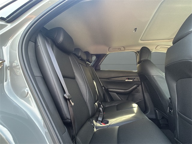 2025 Mazda CX-30 2.5 S Preferred photo 13