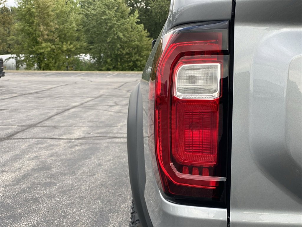 2024 Gmc Canyon AT4X photo 27