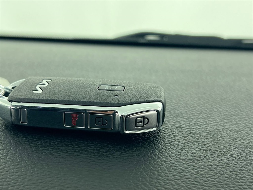 2026 Kia Seltos S photo 32