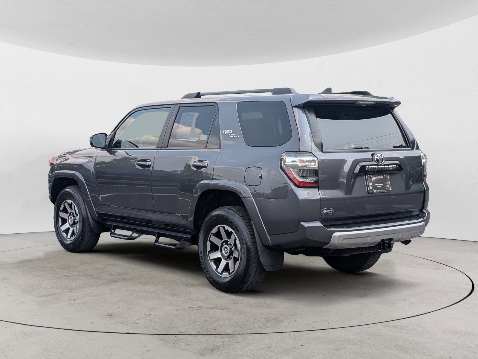 2022 Toyota 4Runner TRD photo 4