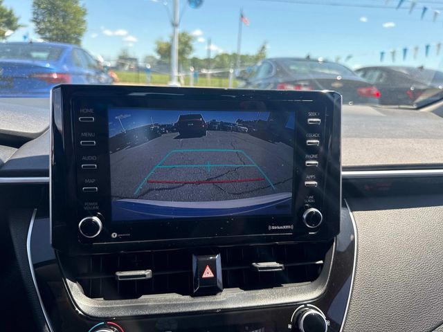 2021 Toyota Corolla LE photo 19