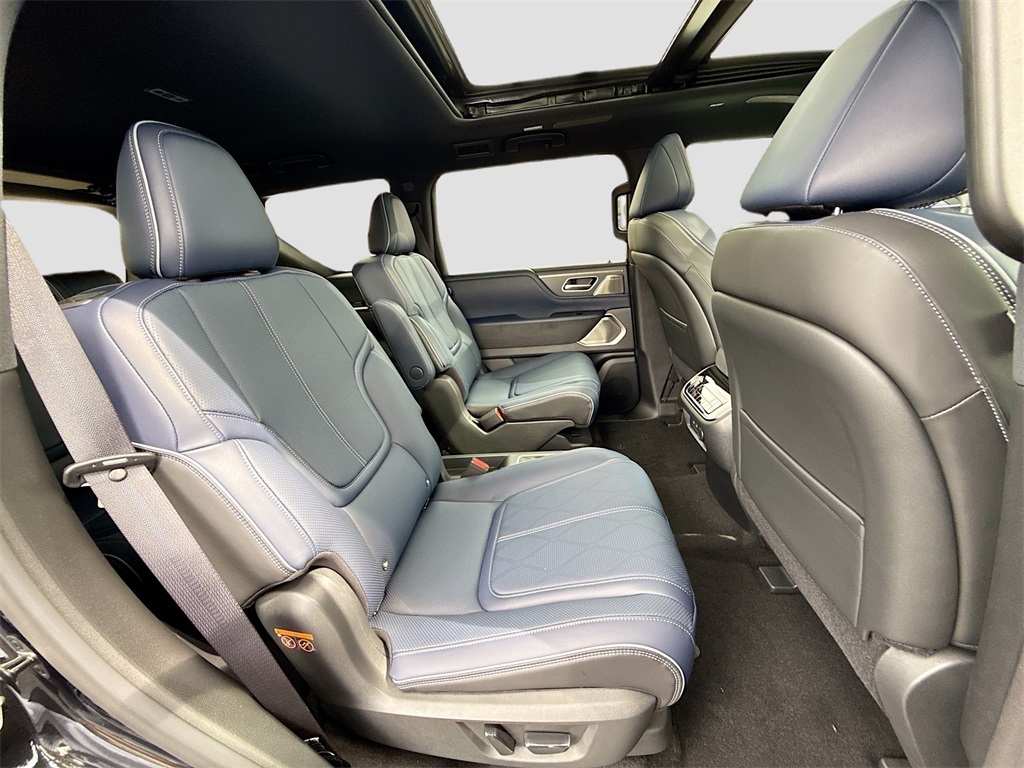 2026 Infiniti QX80 Sensory photo 31