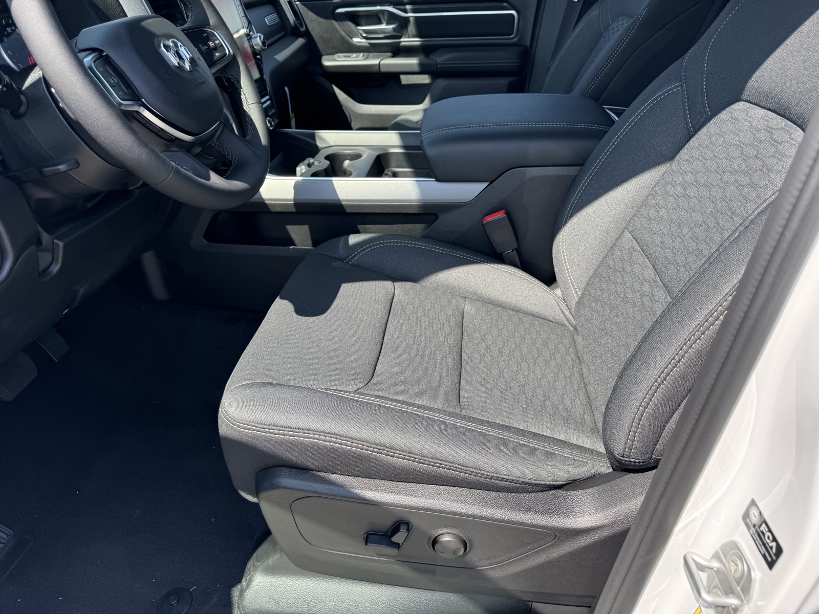 2025 Ram 1500 Big Horn Lone Star photo 13