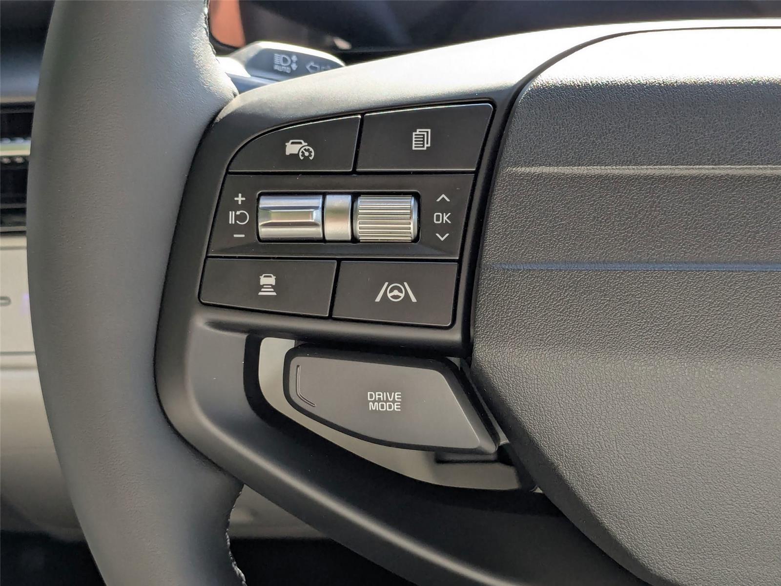 2026 Kia Sportage EX photo 16