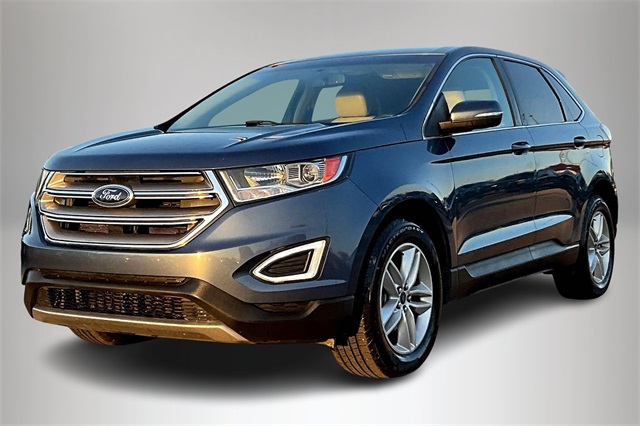 2018 Ford Edge SEL photo 2