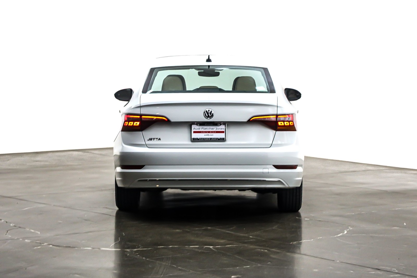 2019 Volkswagen Jetta SEL photo 3