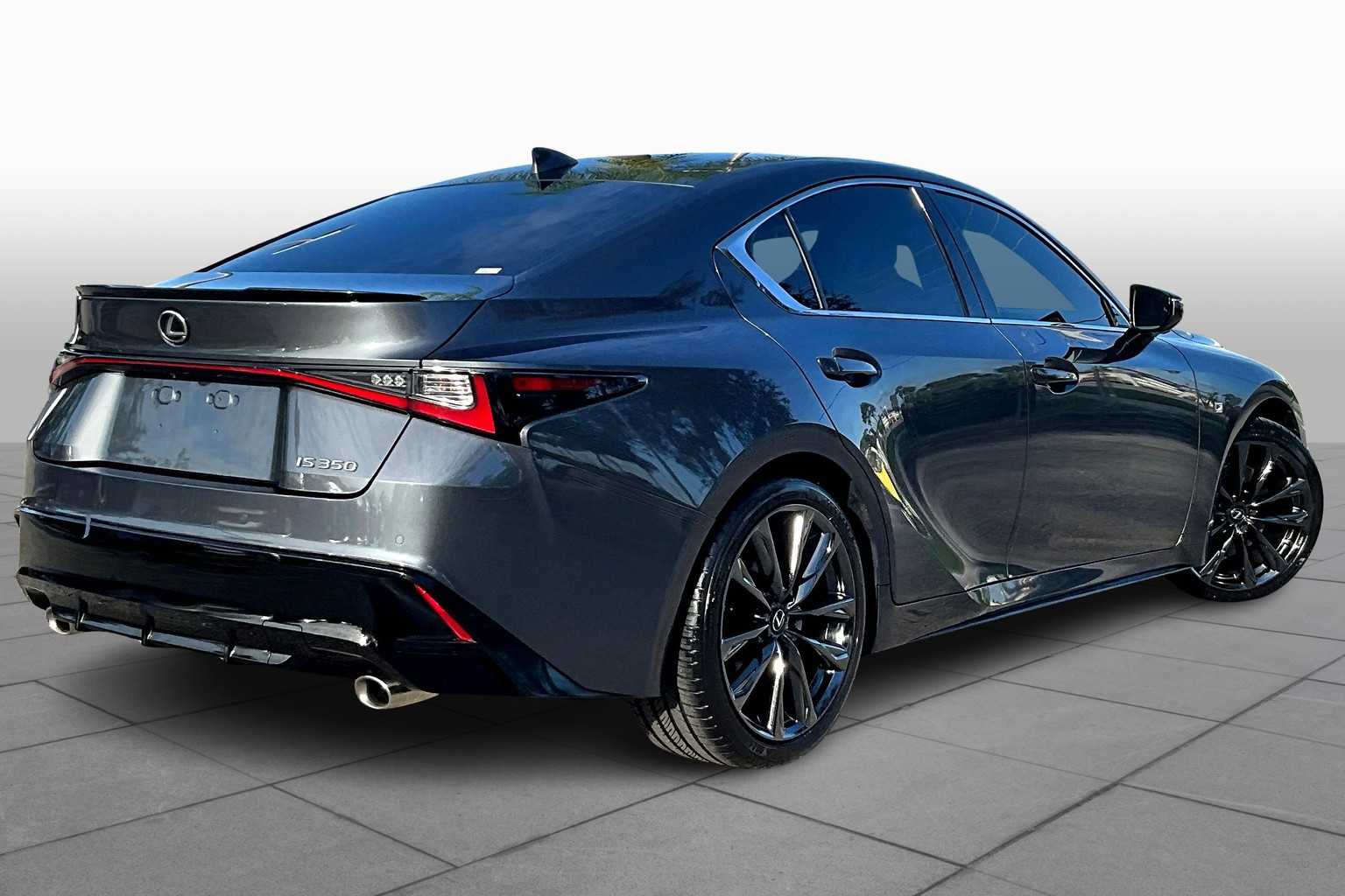 2023 Lexus IS F SPORT photo 12