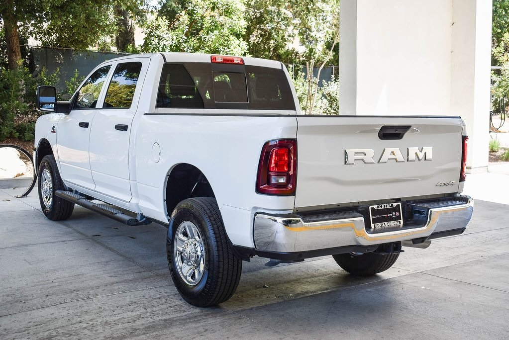 2025 Ram 2500 Tradesman photo 4