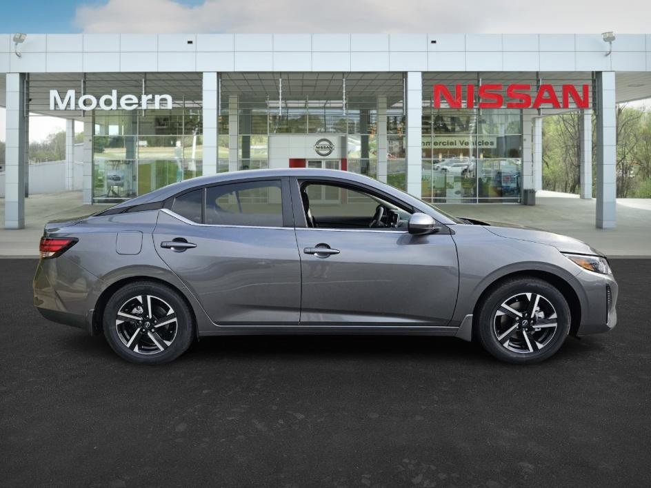 2025 Nissan Sentra SV photo 3