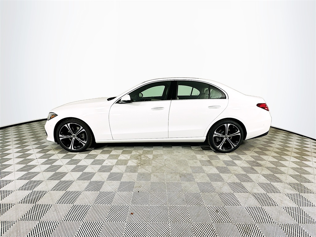 2025 Mercedes Benz C 300 photo 4