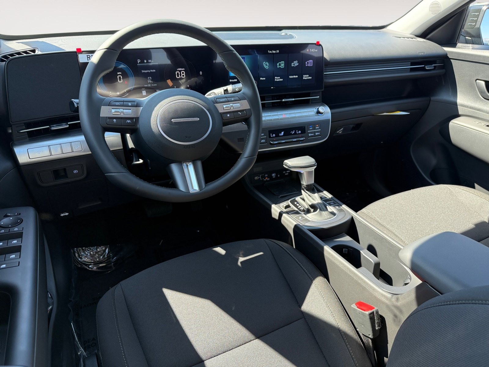 2026 Hyundai Kona SEL photo 15