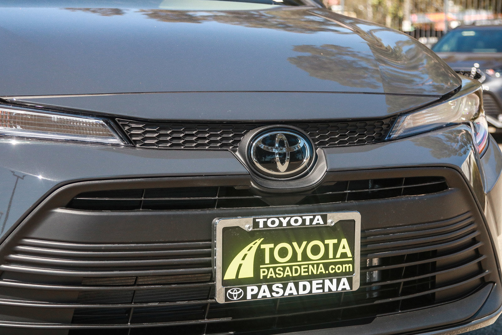 2025 Toyota Corolla LE photo 5