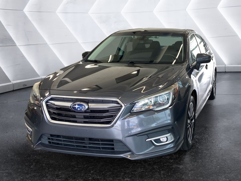 2018 Subaru Legacy 2.5i Premium photo 2
