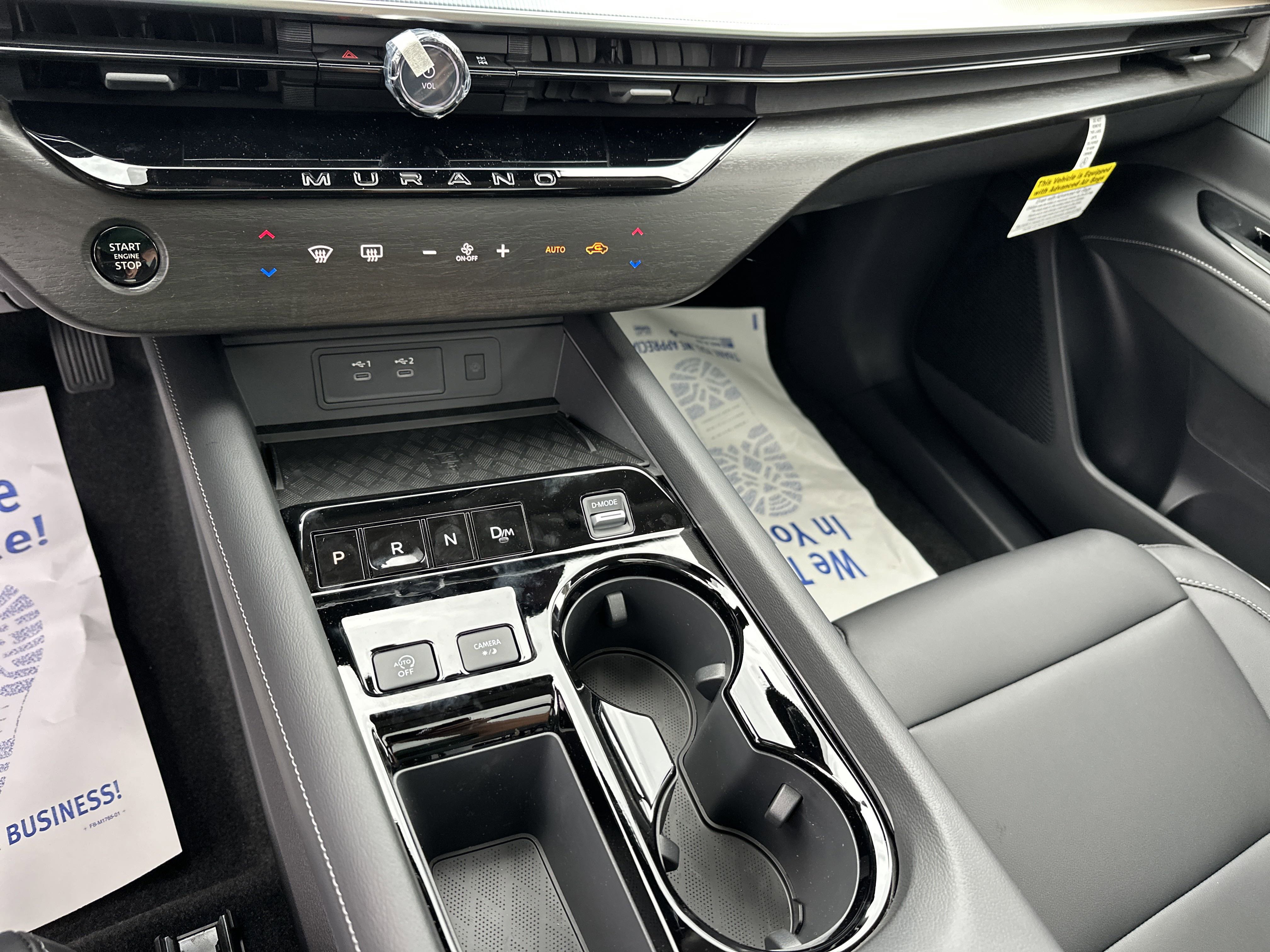 2025 Nissan Murano SL photo 14