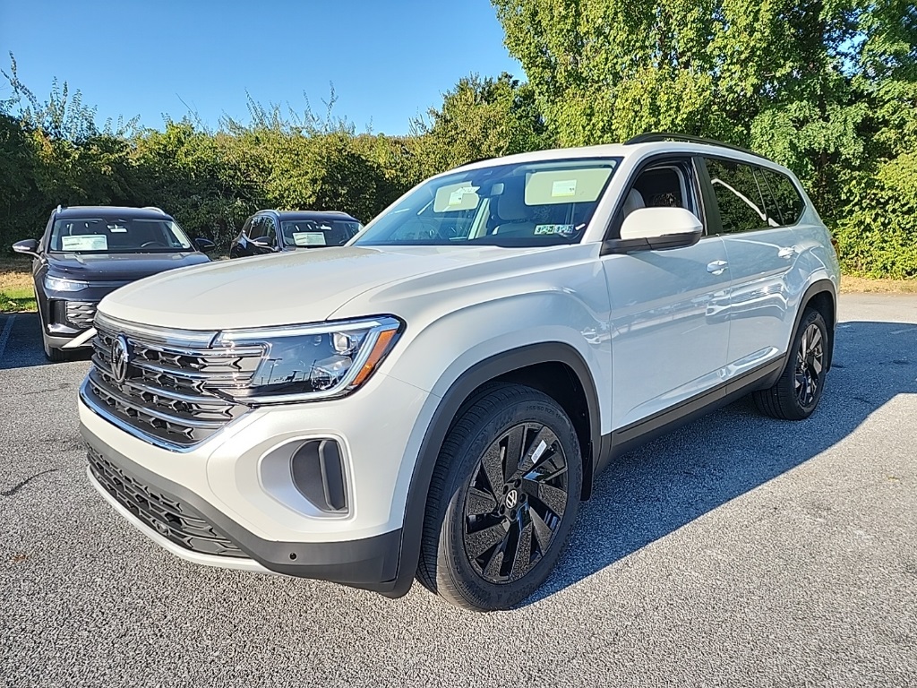 2026 Volkswagen Atlas SE w/Tech's photo