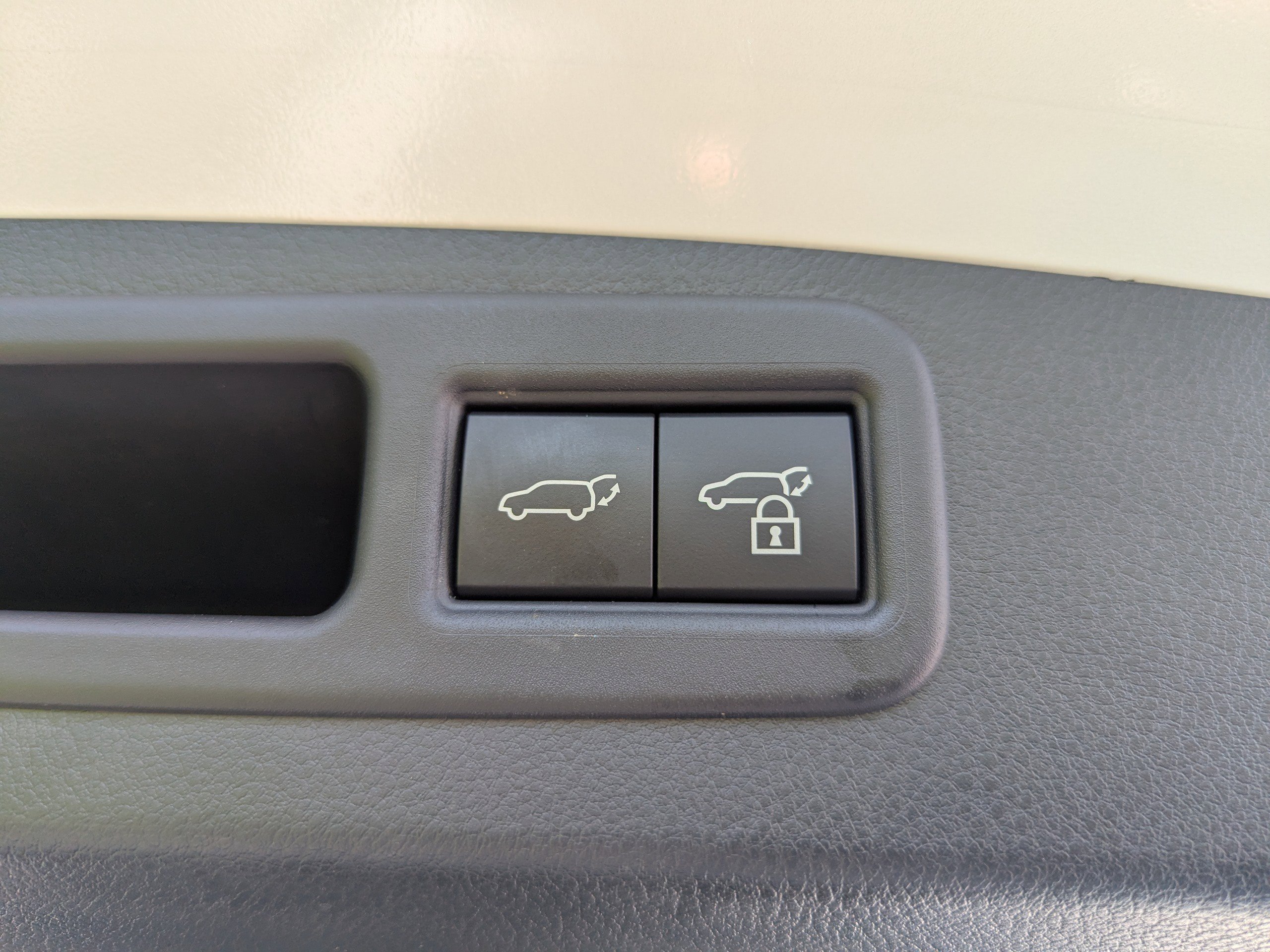 2024 Lexus RX 350h photo 13