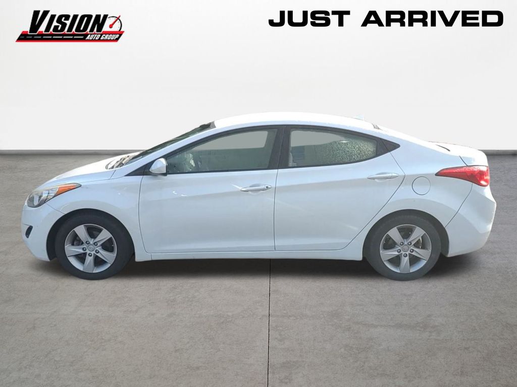 2013 Hyundai Elantra GLS photo 8