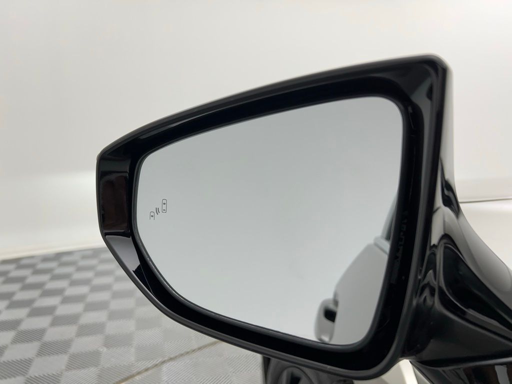 2022 Lexus UX 250h F SPORT photo 22