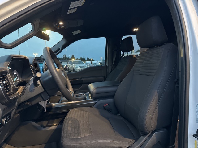 2023 Ford F-150 XL photo 8