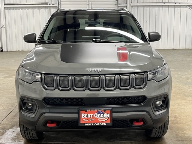 2022 Jeep Compass Trailhawk photo 2