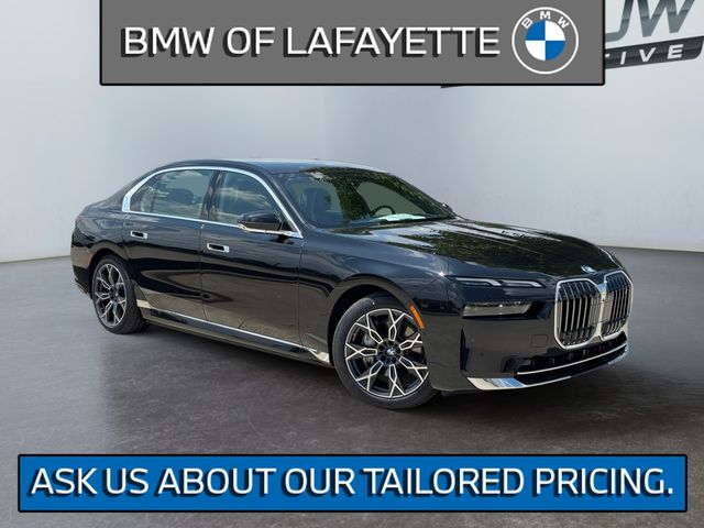Used 2025 Black Sapphire Metallic BMW xDrive60 image 1