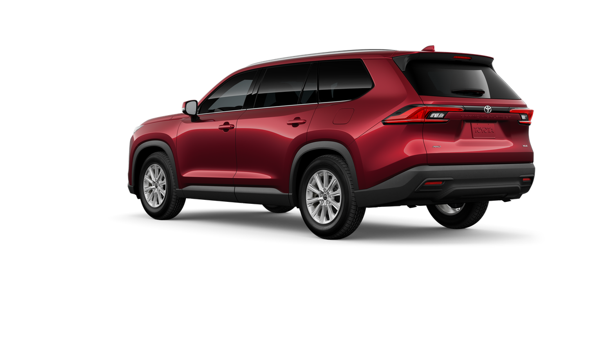 2026 Toyota Grand Highlander XLE AWD photo 5