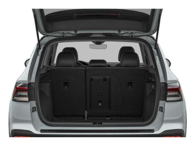 2026 Volkswagen Taos SE photo 2