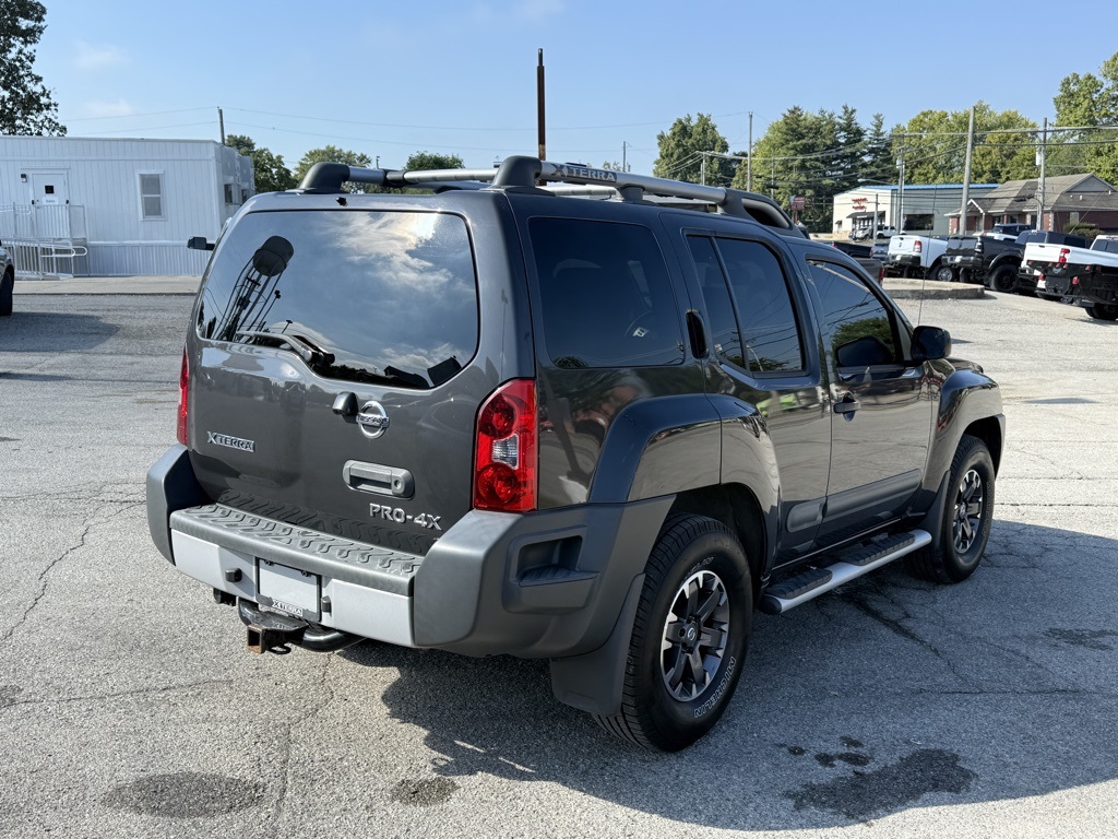 2015 Nissan Xterra PRO-4X photo 4