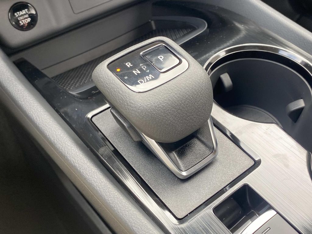 2026 Nissan Rogue SV photo 29