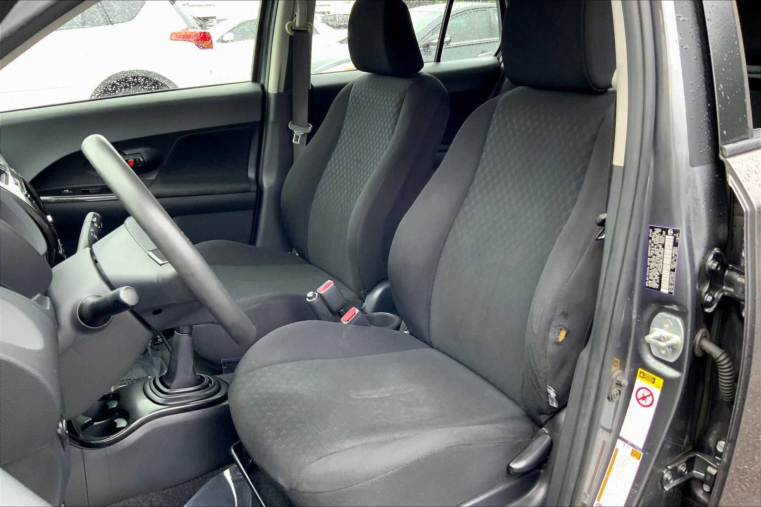2010 Scion xD photo 7