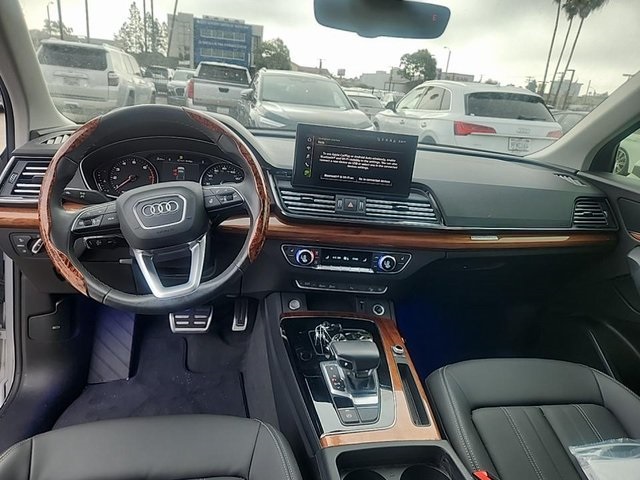 2023 Audi Q5 40 Premium photo 5