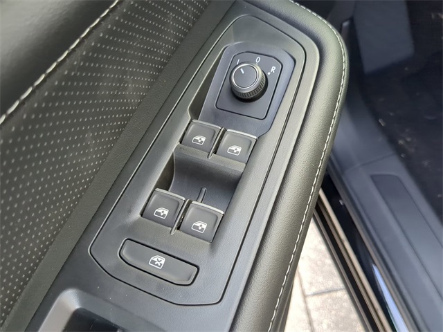 2026 Volkswagen Atlas SE photo 16