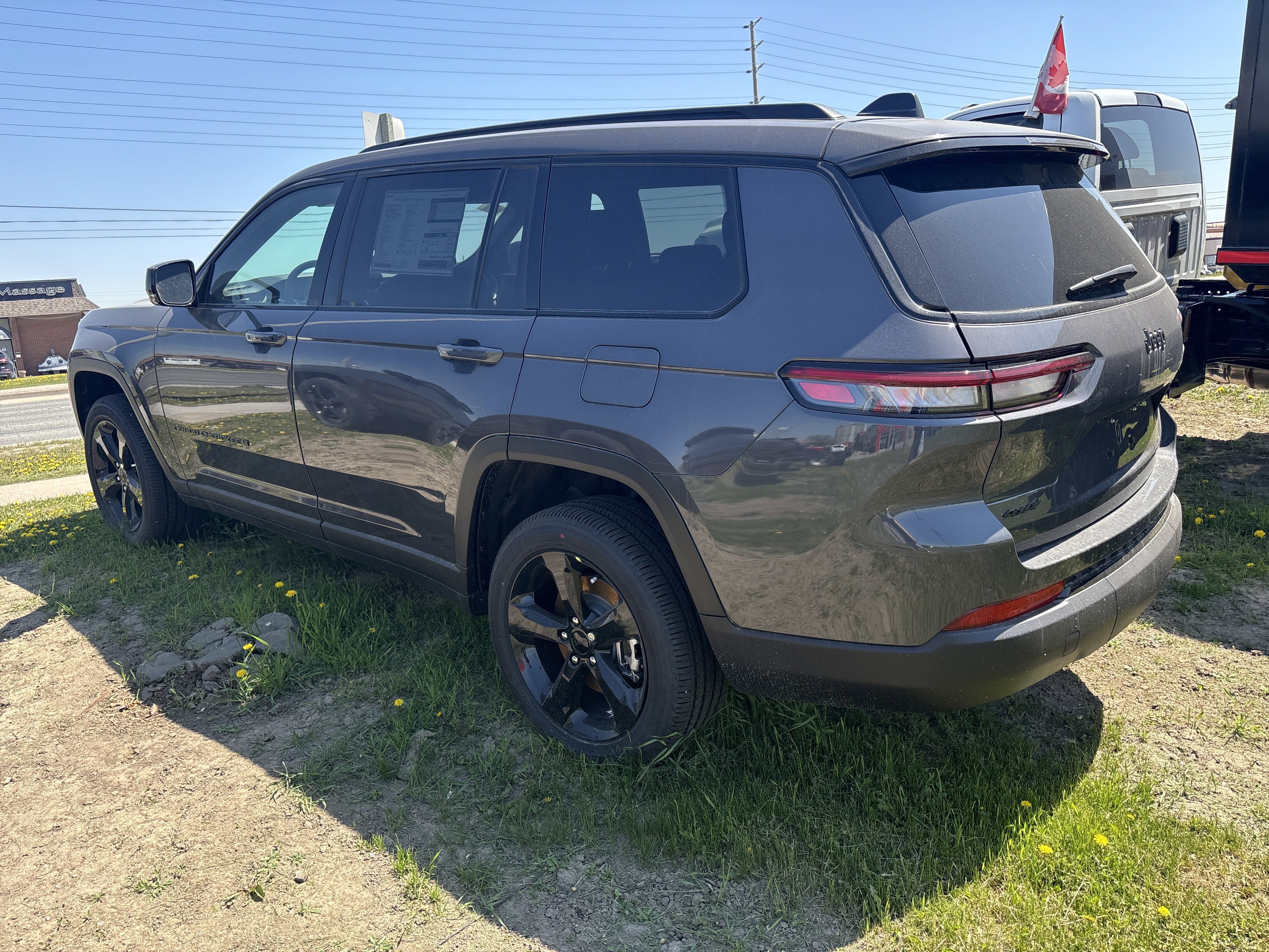 New 2025 Baltic Grey Metallic Jeep Altitude image 6