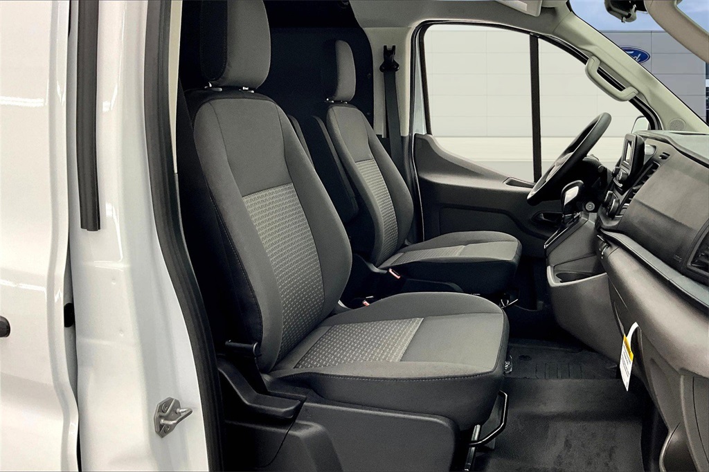 2025 Ford Transit Cargo Van photo 8