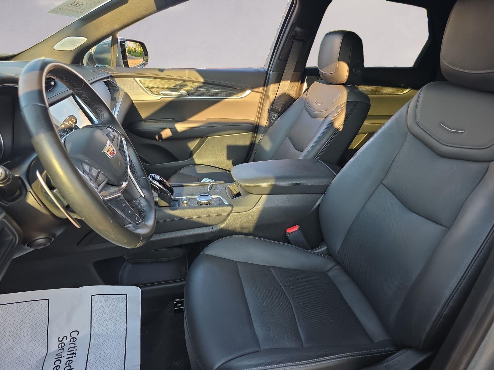 2023 Cadillac XT5 Sport photo 9