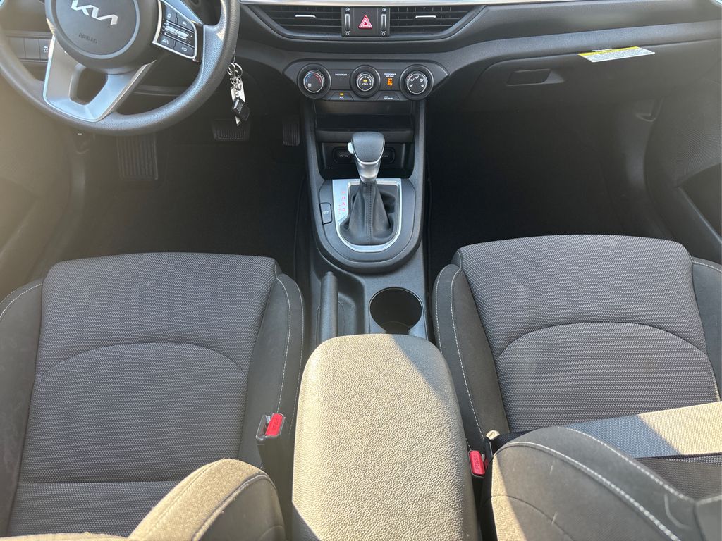 2023 Kia Forte LXS photo 16