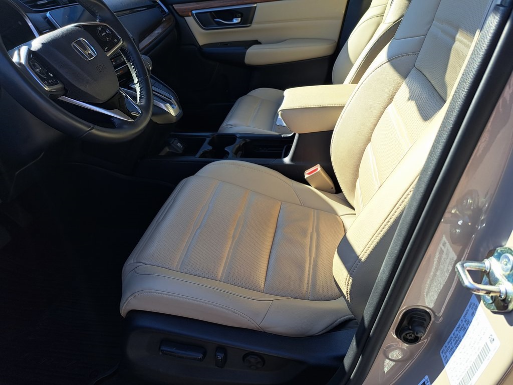 2019 Honda CR-V Touring photo 24