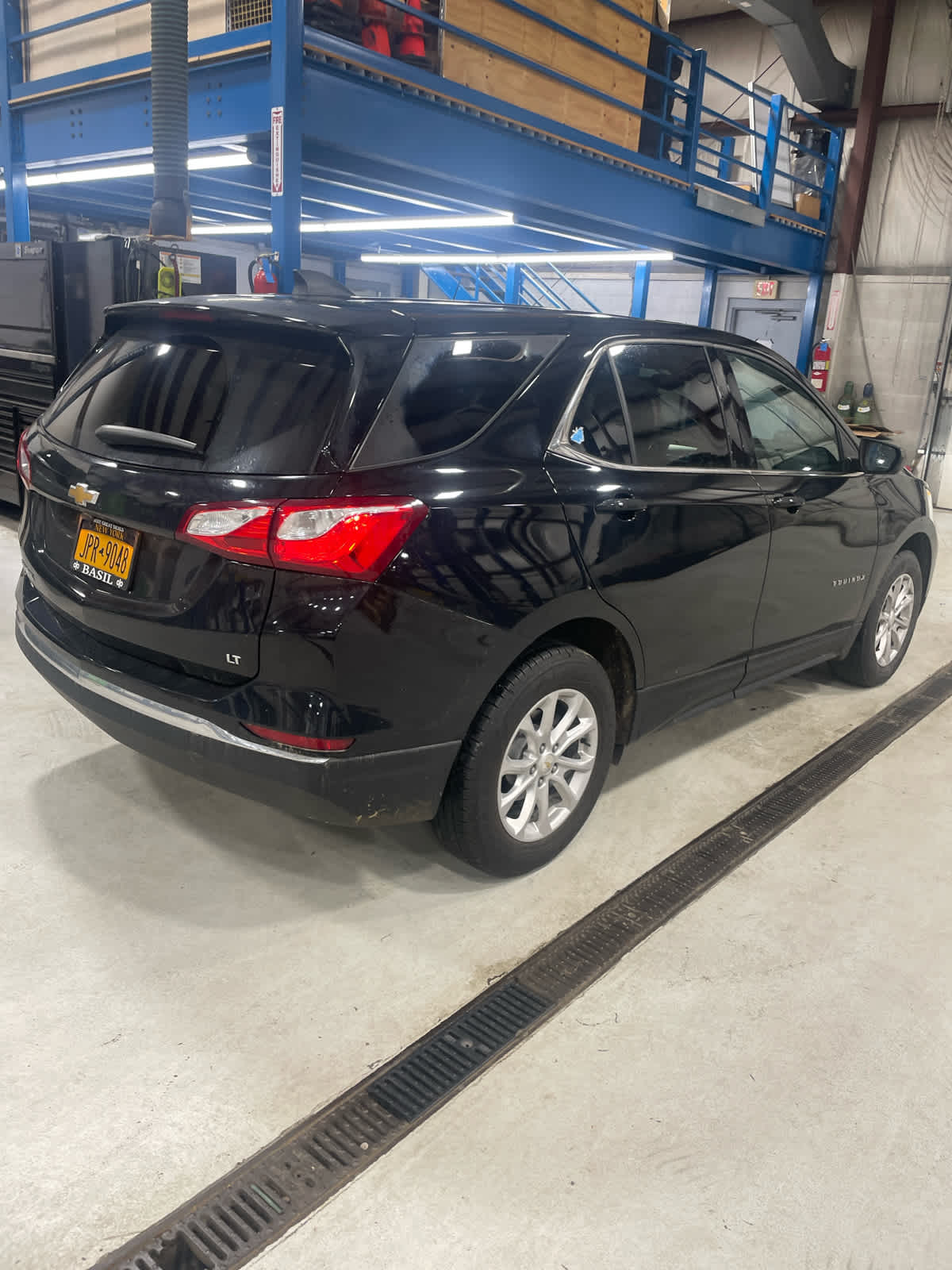 2018 Chevrolet Equinox LT photo 3