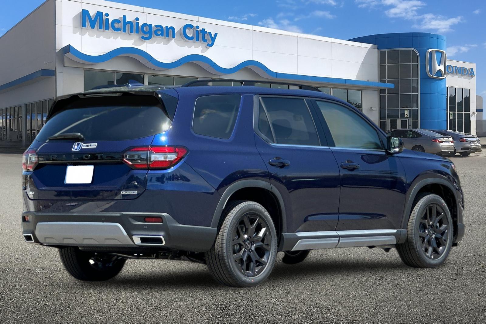 2025 Honda Pilot Touring photo 4